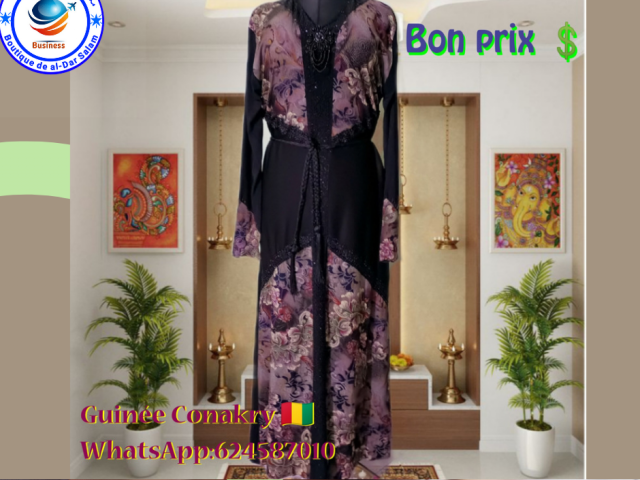 Différents Abayas, Vêtements, Conakry