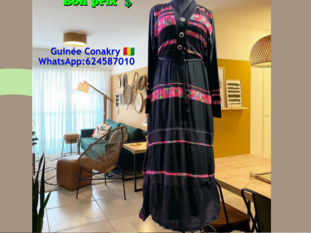 Différents Abayas, Vêtements, Conakry