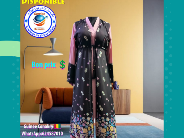 Différents Abayas, Vêtements, Conakry