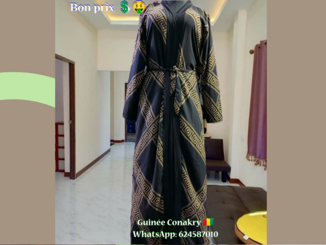Différents Abayas, Vêtements, Conakry