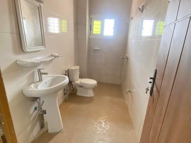 Appartement à Cimenterie, Appartements, Conakry