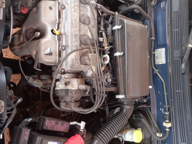 Nissan Almera, Voitures, Conakry