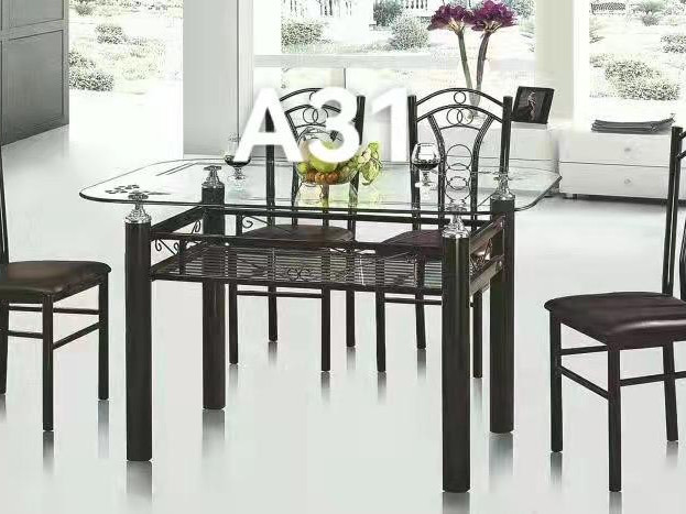 Différentes Tables, Tables - Chaises, Conakry