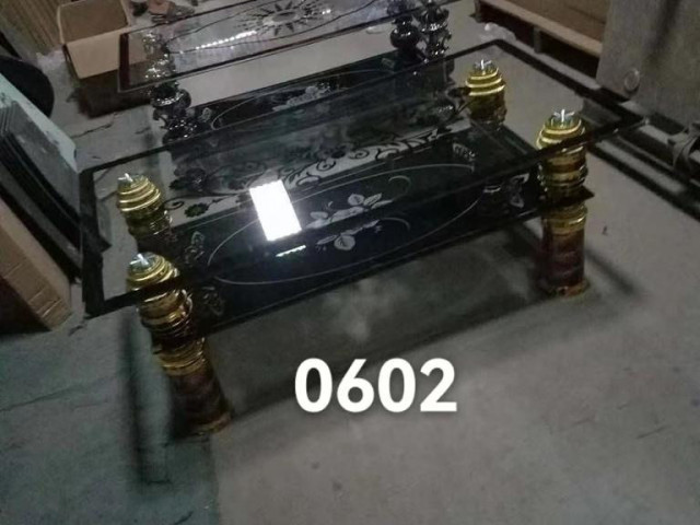 Différentes Tables, Tables - Chaises, Conakry