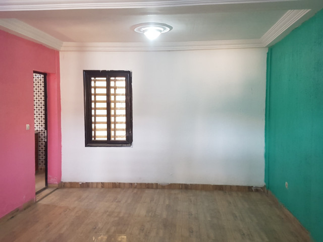 Différents Appartements à Lambanyi, Appartements, Conakry
