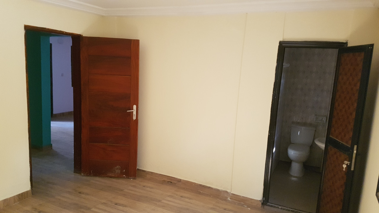 Différents Appartements à Lambanyi, Appartements, Conakry