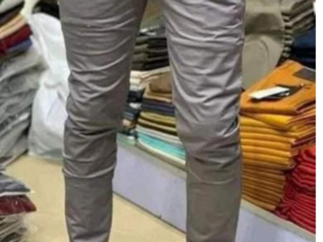 Différents Vêtements, Vêtements, Conakry