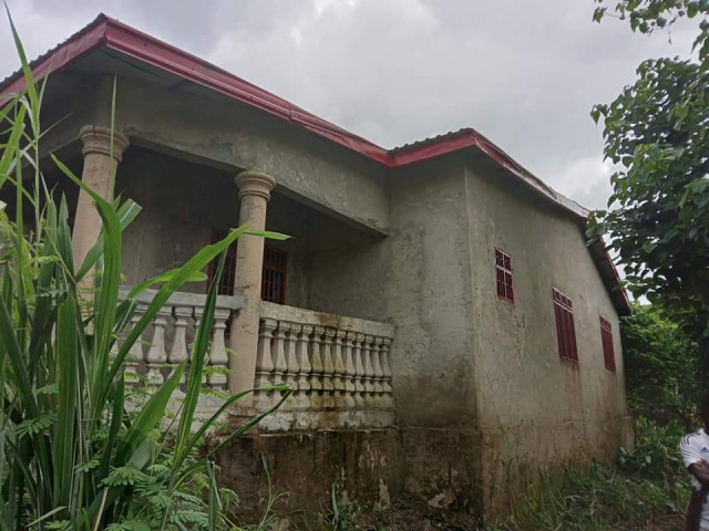 Maison ร Coyah, Maisons, Coyah