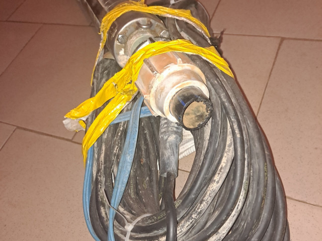 Pumpe pour Forage, Quincaillerie - Outils, Conakry
