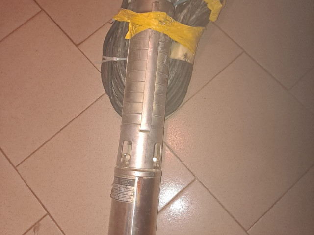 Pumpe pour Forage, Quincaillerie - Outils, Conakry