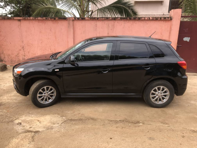 Mitsubishi RVR, Voitures, Conakry