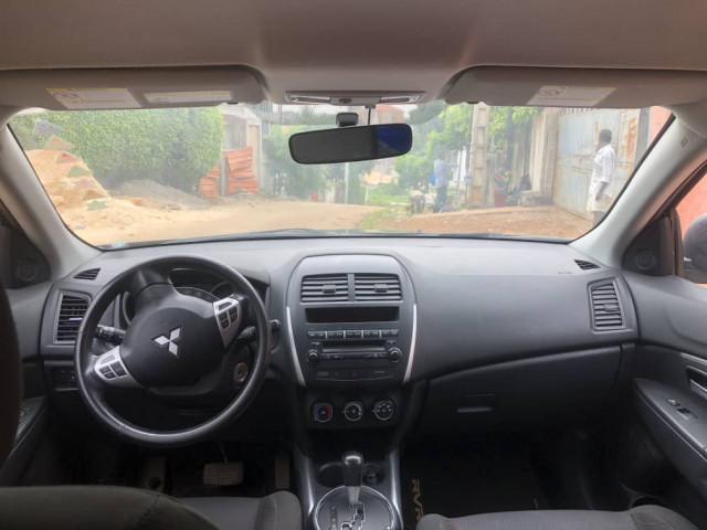Mitsubishi RVR, Voitures, Conakry
