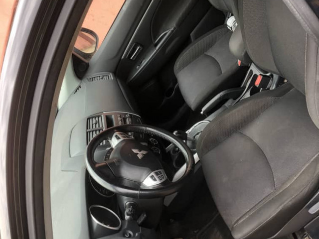 Mitsubishi RVR, Voitures, Conakry