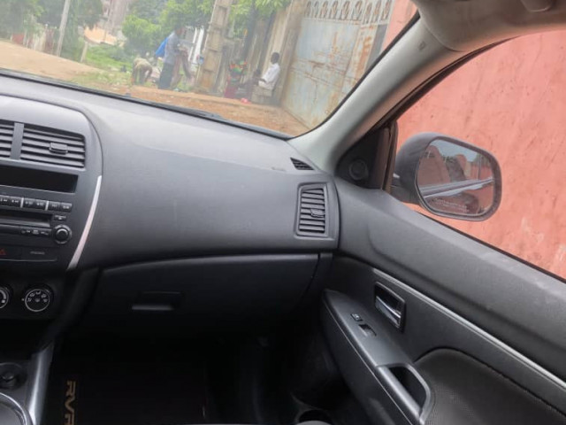 Mitsubishi RVR, Voitures, Conakry