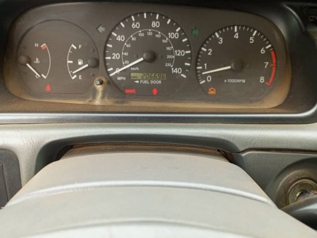 Toyota Camry, Voitures, Conakry