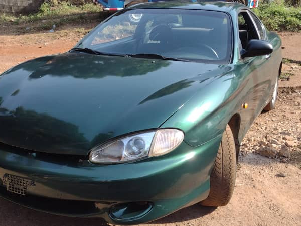 Hyundai Tiburon, Voitures, Conakry