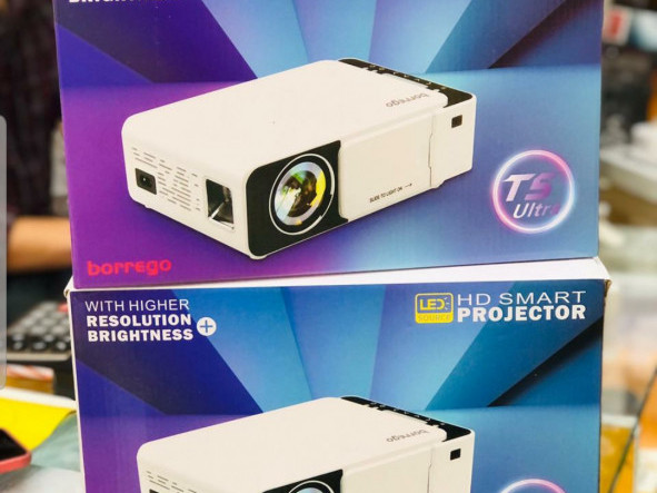 Mini-Projecteur Vidéo, Ordinateurs - Moniteurs, Conakry