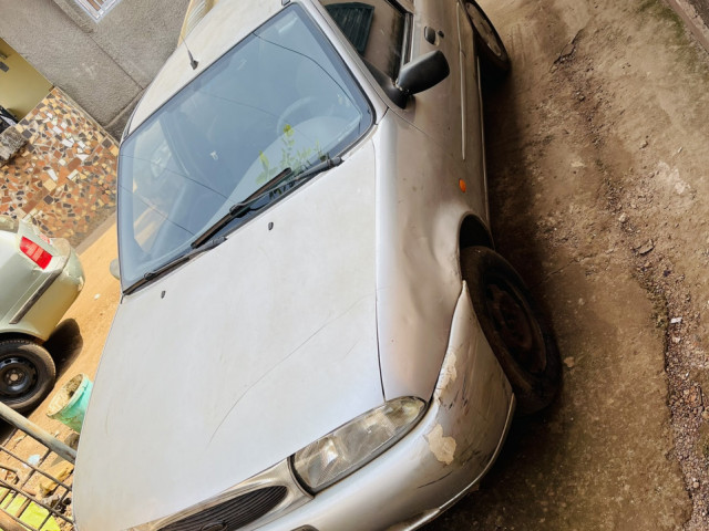 Ford Fiesta, Voitures, Conakry