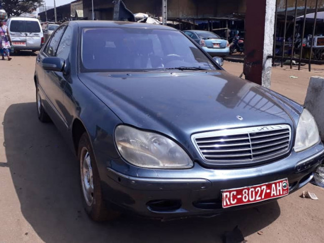 Mercedes-Benz Class S, Voitures, Conakry