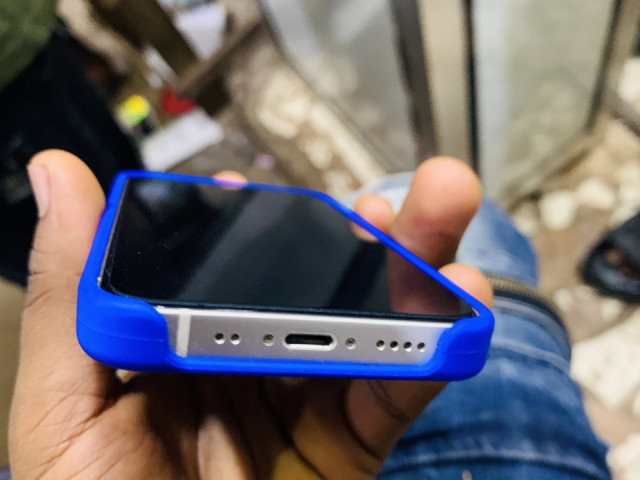 Apple iPhone 13 Mini, Téléphones Mobiles, Conakry