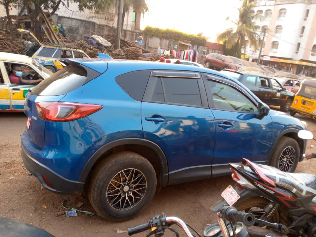 Mazda CX-5, Voitures, Conakry