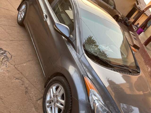 Hyundai Elantra, Voitures, Conakry
