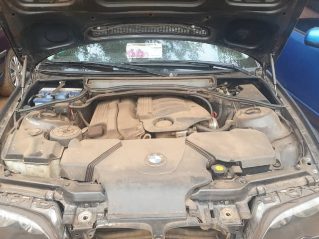 BMW Serie 3, Voitures, Conakry