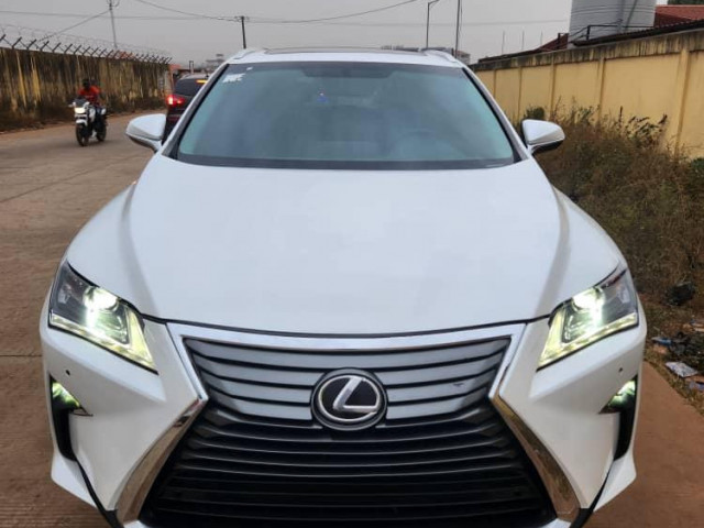Lexus RX 350, Voitures, Conakry