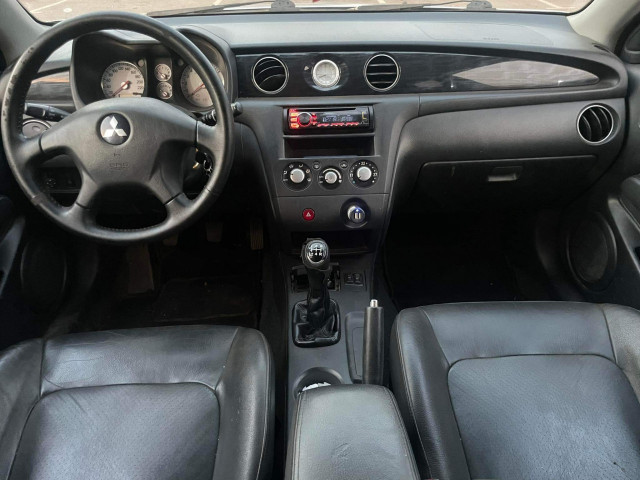 Mitsubishi Outlander, Voitures, Conakry