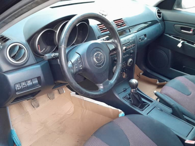 Mazda 3, Voitures, Conakry