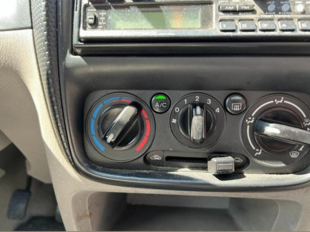 Mazda Demio, Voitures, Conakry