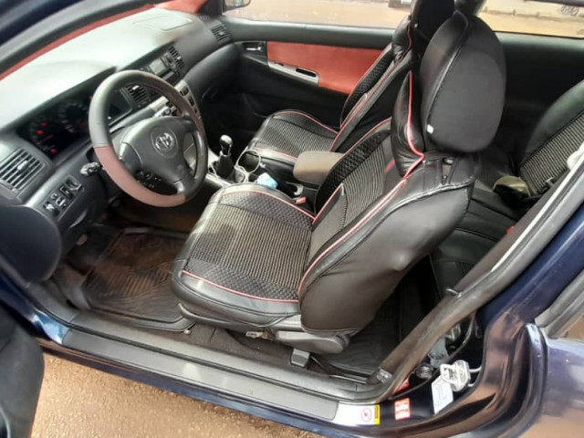 Toyota Corolla, Voitures, Conakry