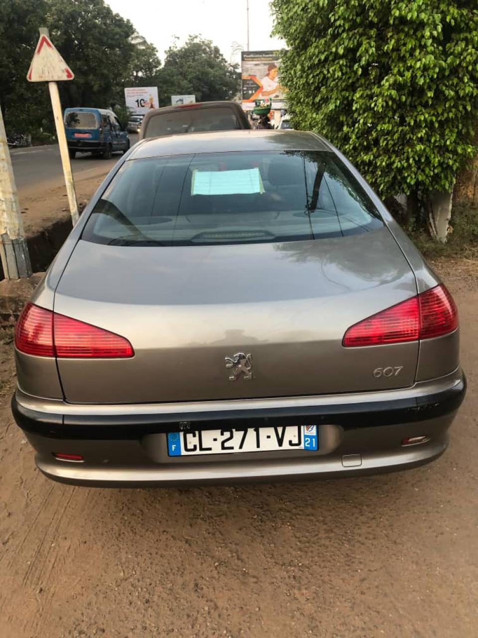 Peugeot 607, Voitures, Conakry