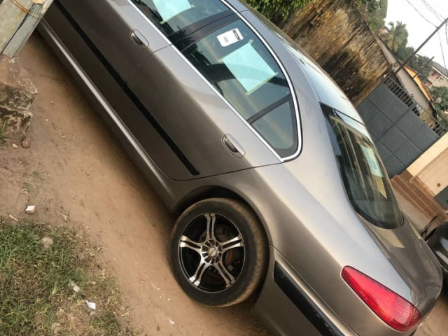 Peugeot 607, Voitures, Conakry