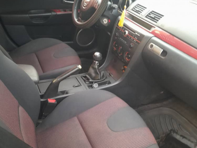 Mazda 3, Voitures, Conakry