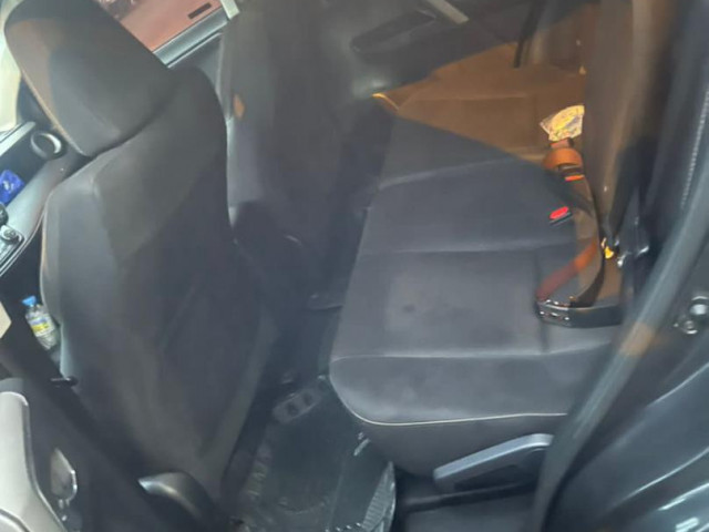 Toyota RAV4, Voitures, Conakry