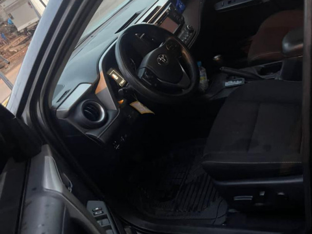 Toyota RAV4, Voitures, Conakry
