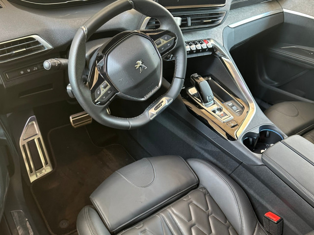 Peugeot 5008, Voitures, Conakry