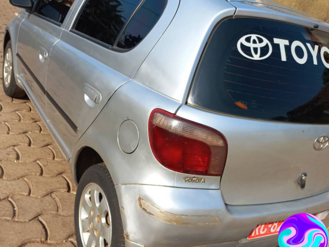 Toyota Yaris, Voitures, Conakry