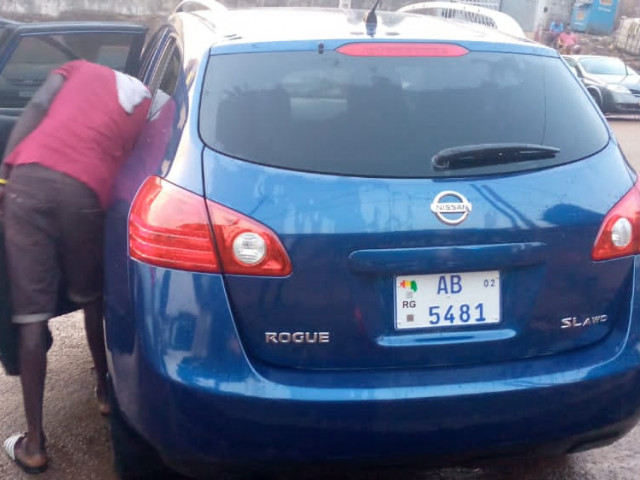 Nissan Rogue, Voitures, Conakry