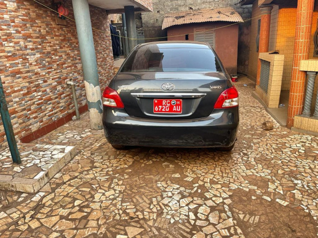 Toyota Yaris, Voitures, Conakry