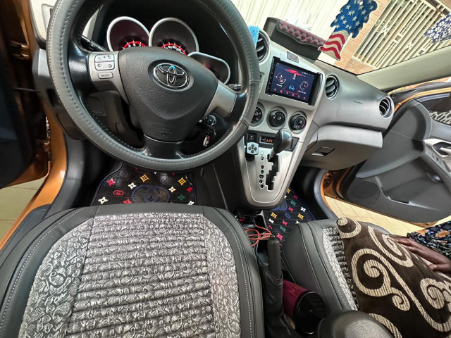 TOYOTA MATRIX Automatique, Voitures, Conakry