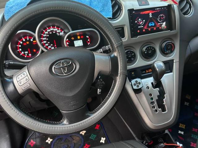 TOYOTA MATRIX Automatique, Voitures, Conakry