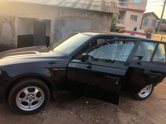 BMW X5, Voitures, Conakry