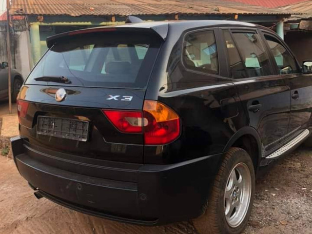 BMW X5, Voitures, Conakry