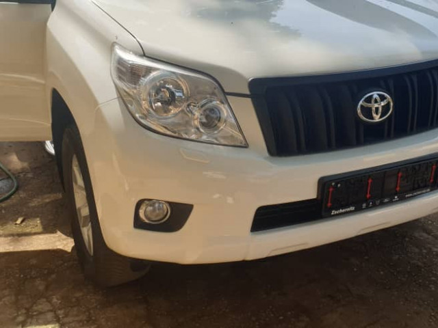 Toyota Land Cruiser Prado, Voitures, Conakry