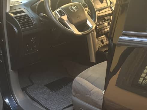 Toyota Land Cruiser Prado, Voitures, Conakry
