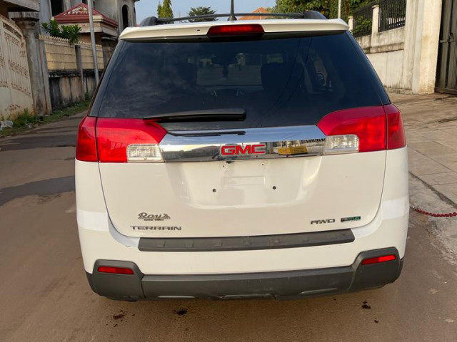 GMC Terrain, Voitures, Conakry