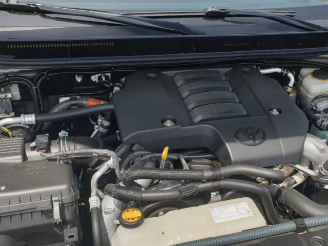 Toyota Land Cruiser Prado, Voitures, Conakry