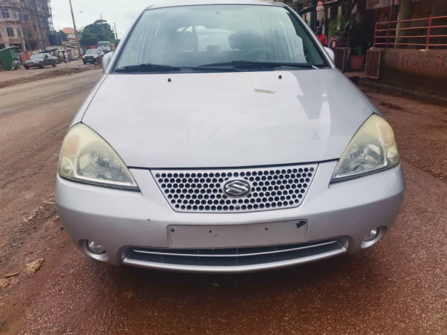 Suzuki Liana, Voitures, Conakry